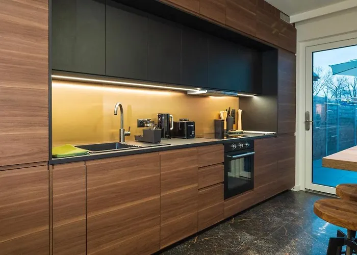 Apartment Ecostay Kasztanowa 18 - 3 Bedroom Business House With Parking